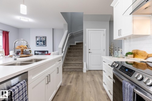 17820 70 Street, Edmonton, AB - Indoor Photo Showing Kitchen With Double Sink