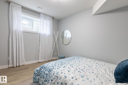 17820 70 Street, Edmonton, AB - Indoor Photo Showing Bedroom
