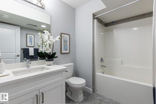 17820 70 Street, Edmonton, AB - Indoor Photo Showing Bathroom
