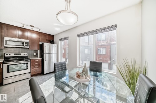 81 3305 Orchards Link Link, Edmonton, AB - Indoor Photo Showing Other Room