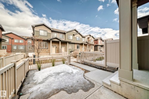 81 3305 Orchards Link Link, Edmonton, AB - Outdoor