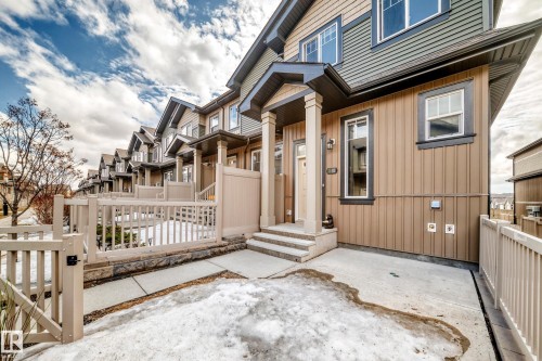 81 3305 Orchards Link Link, Edmonton, AB - Outdoor