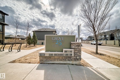 81 3305 Orchards Link Link, Edmonton, AB - Outdoor