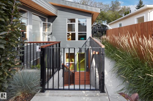 10506 137 Street, Edmonton, AB - Outdoor With Exterior