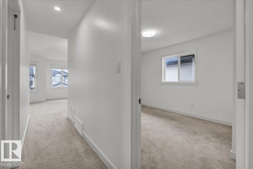 20517 98A Avenue, Edmonton, AB - Indoor Photo Showing Other Room