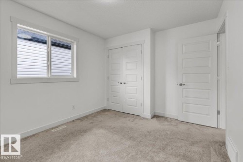 20517 98A Avenue, Edmonton, AB - Indoor