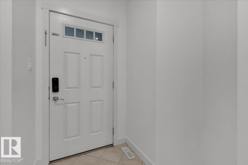 20517 98A Avenue, Edmonton, AB - Indoor Photo Showing Other Room