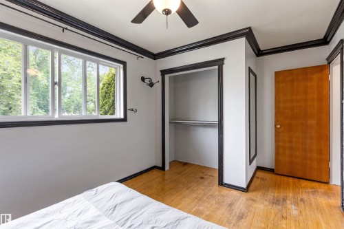 52 Belmont Drive, St. Albert, AB - Indoor Photo Showing Bedroom