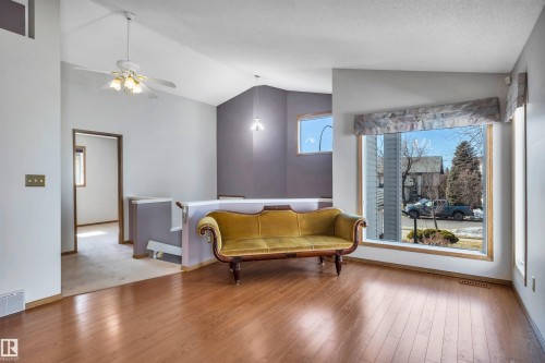 5 Donald Place, St. Albert, AB - Indoor