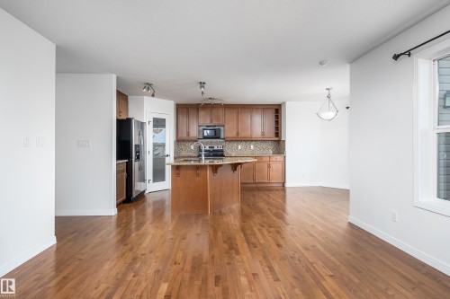 1245 Westerra Crescent, Stony Plain, AB - Indoor Photo Showing Kitchen
