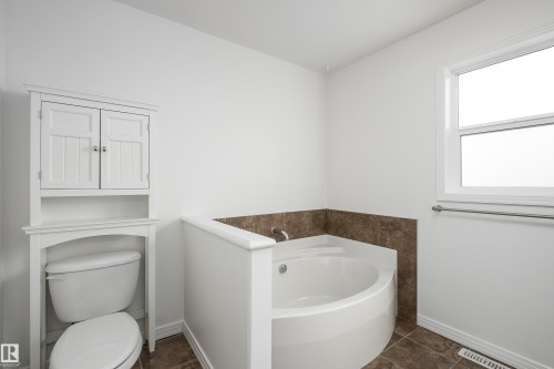 1245 Westerra Crescent, Stony Plain, AB - Indoor Photo Showing Bathroom
