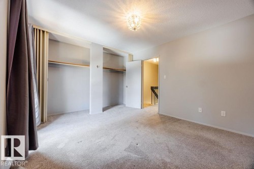 Notice the huge closet - 12032 25 Avenue, Edmonton, AB - Indoor Photo Showing Other Room