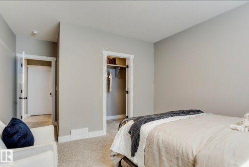 100 Redpoll Wynd, St. Albert, AB - Indoor Photo Showing Bedroom