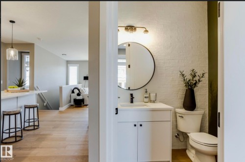 100 Redpoll Wynd, St. Albert, AB - Indoor Photo Showing Bathroom