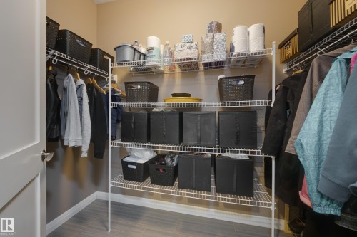3825 Agar Green, Edmonton, AB - Indoor With Storage
