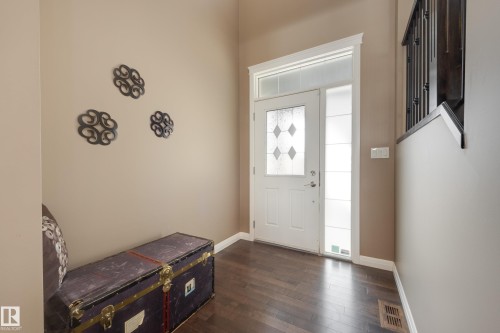 3825 Agar Green, Edmonton, AB - Indoor Photo Showing Other Room