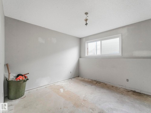 9714 151 Street, Edmonton, AB - Indoor Photo Showing Garage