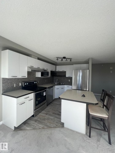 509 11325 83 Street, Edmonton, AB - Indoor Photo Showing Kitchen