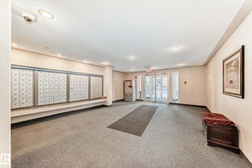 509 11325 83 Street, Edmonton, AB - Indoor Photo Showing Other Room