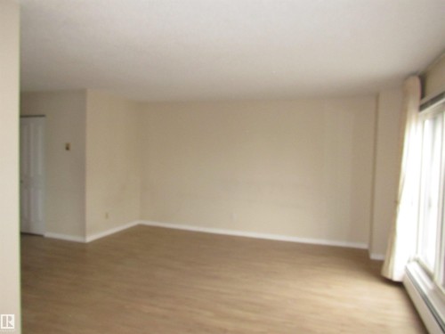 1002 9929 113 Street, Edmonton, AB - Indoor Photo Showing Other Room