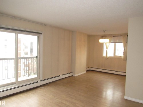 1002 9929 113 Street, Edmonton, AB - Indoor Photo Showing Other Room