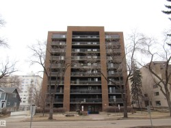 1002 9929 113 Street  Edmonton, AB T5K 2N9