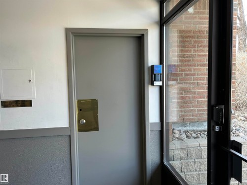 1002 9929 113 Street, Edmonton, AB -  Photo Showing Other Room