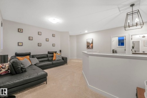 707 Kinglet Boulevard, Edmonton, AB - Indoor