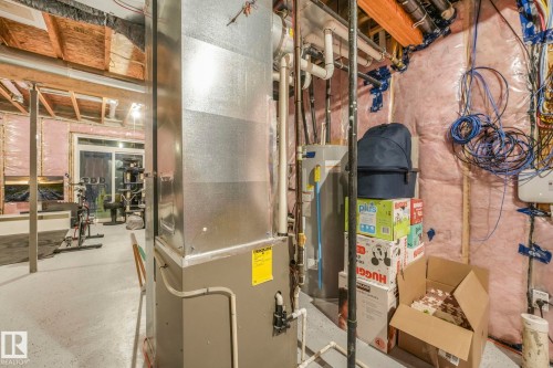 707 Kinglet Boulevard, Edmonton, AB - Indoor Photo Showing Basement