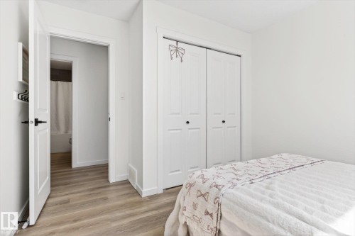 67 Prospect Place, Spruce Grove, AB - Indoor Photo Showing Bedroom