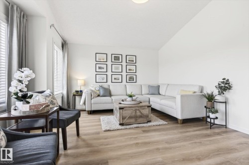 67 Prospect Place, Spruce Grove, AB - Indoor Photo Showing Living Room