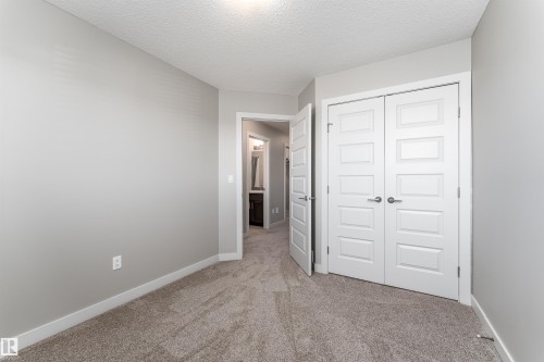 1 Hammett Gate, Spruce Grove, AB - Indoor Photo Showing Other Room