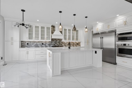 707 180 Street, Edmonton, AB - Indoor Photo Showing Kitchen With Upgraded Kitchen