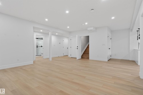 707 180 Street, Edmonton, AB - Indoor Photo Showing Other Room