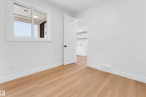 152 Edgewater Circle, Leduc, AB - Indoor Photo Showing Other Room