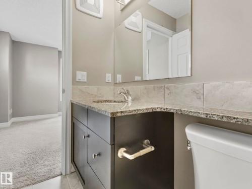 81 2003 Rabbit Hill Road Nw, Edmonton, AB - Indoor Photo Showing Bathroom