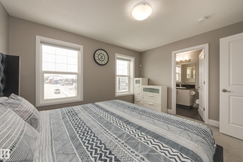232 Southfork Drive, Leduc, AB - Indoor Photo Showing Bedroom
