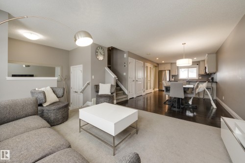 232 Southfork Drive, Leduc, AB - Indoor Photo Showing Living Room