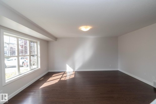 197 Birchwood Close, Devon, AB - Indoor Photo Showing Other Room
