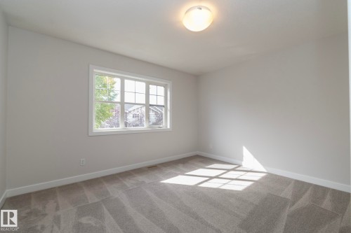 197 Birchwood Close, Devon, AB - Indoor Photo Showing Other Room