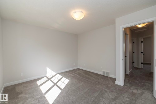 197 Birchwood Close, Devon, AB - Indoor Photo Showing Other Room