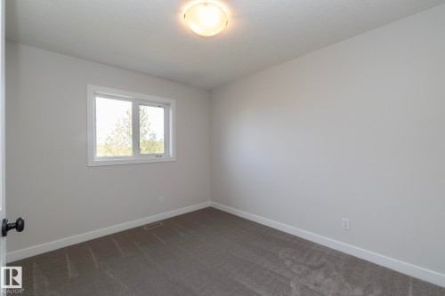 197 Birchwood Close, Devon, AB - Indoor Photo Showing Other Room
