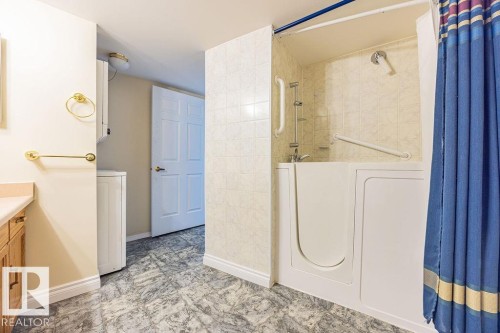 #305 9926 100 Av, Fort Saskatchewan, AB - Indoor Photo Showing Other Room