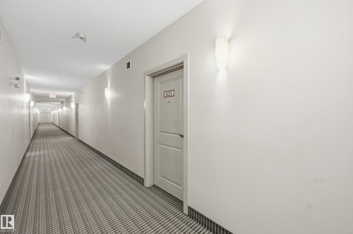 421 1820 Rutherford Road, Edmonton, AB - Indoor Photo Showing Other Room