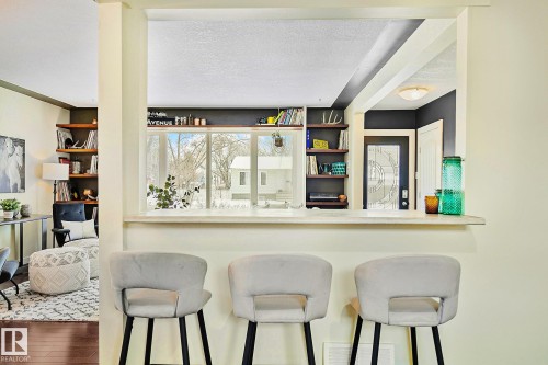 11334 52 Street, Edmonton, AB - Indoor Photo Showing Other Room