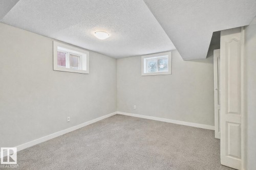 11334 52 Street, Edmonton, AB - Indoor Photo Showing Other Room