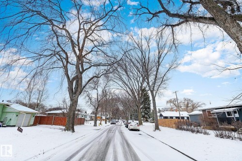 11334 52 Street, Edmonton, AB - Outdoor