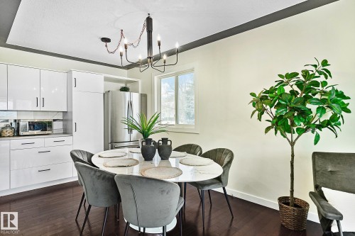 11334 52 Street, Edmonton, AB - Indoor Photo Showing Dining Room