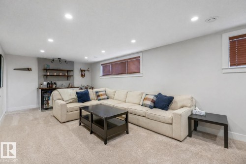 9328 94 Street, Edmonton, AB - Indoor