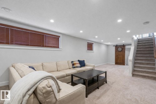 9328 94 Street, Edmonton, AB - Indoor